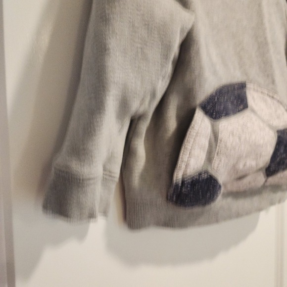 Boys 3T Sweatshirt Crew Neck Long Sleeve Gray Soccer Ball Top FIFA Football - Picture 8 of 16